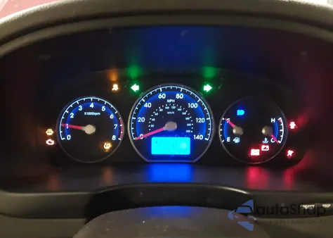 2010 Hyundai Santa Fe Gls z USA, uszkodzony, nr VIN 5NMSG3AB0AH364796